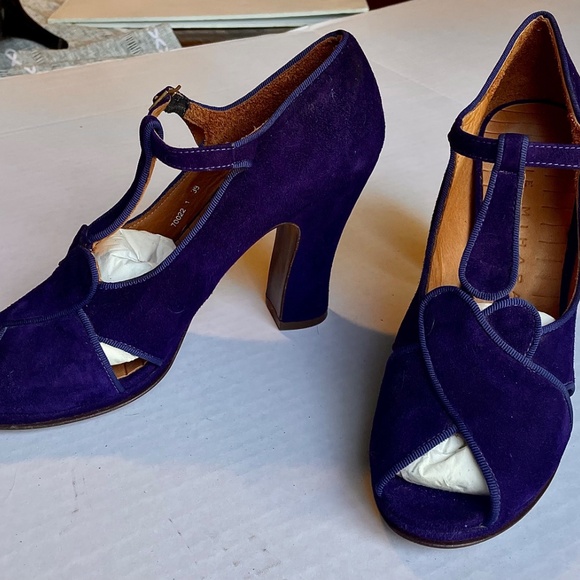Plum Purple T-Strap Peep Toe Chunky Heel Shoes - Picture 2 of 7